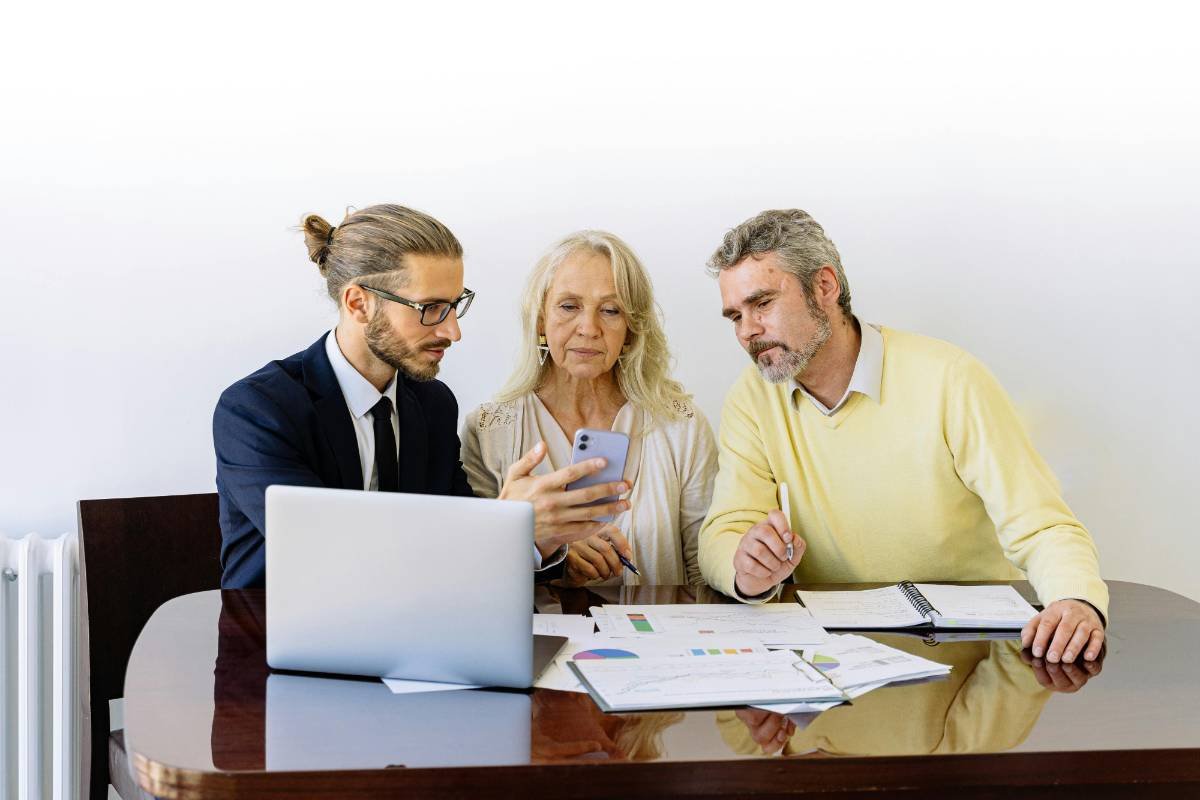 How Credit Score Affects Loan Approval and Interest Rates