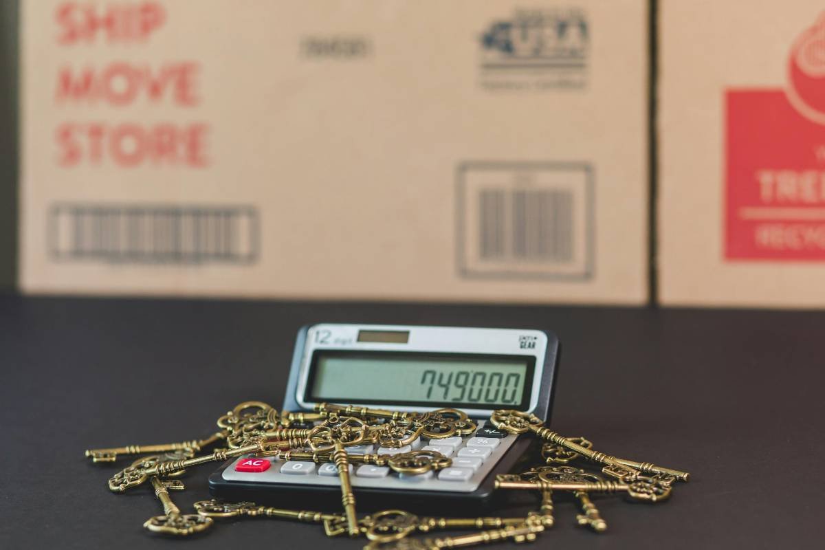 Fixed Rate versus Floating Rate Mortgage Comparison Explained Clearly